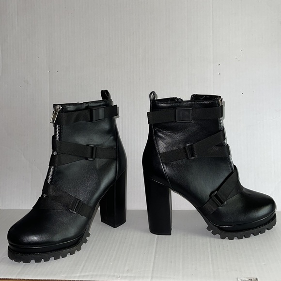 CAPE ROBBIN BLOCK HEELS BOOTS - Picture 3 of 3